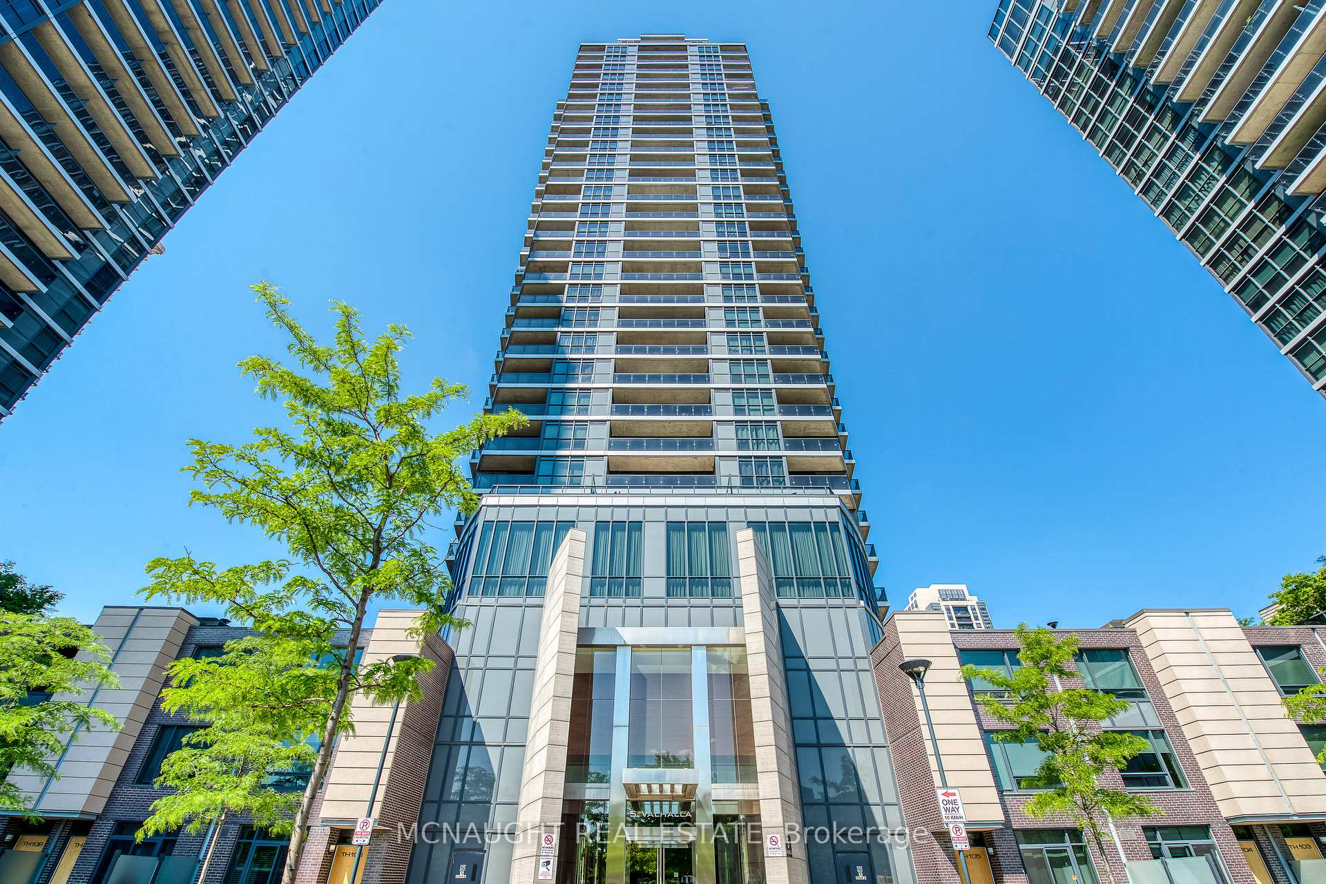 5 Valhalla Inn Road 505, Toronto W08, ON M9B 0B1, Toronto W08 — photo 1