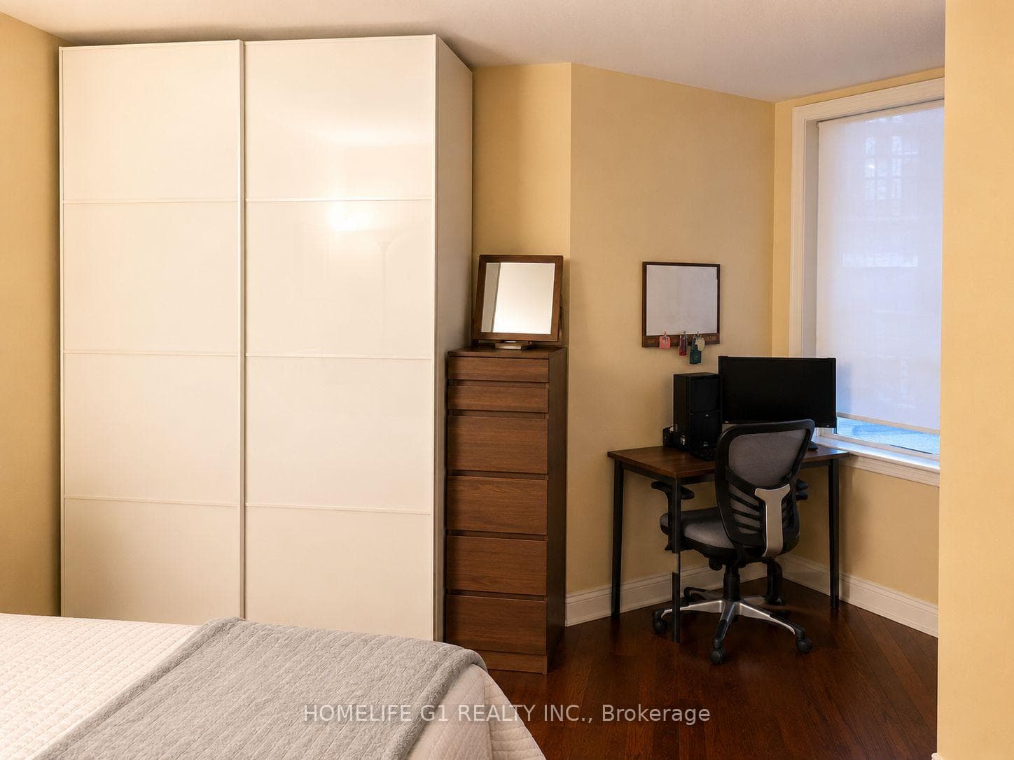633 Bay Street 301, Toronto C01, ON M5G 2G4, Toronto C01 — photo 1