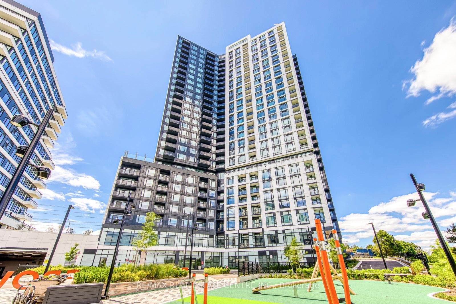 2495 Eglinton Avenue W 2603, Mississauga, ON L5M 2T2, Mississauga — photo 1