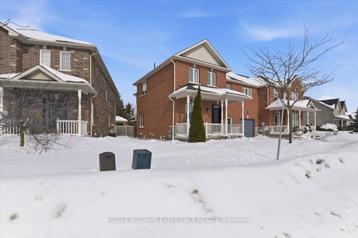 3 Bud Doucette Court, Uxbridge, ON L9P 0E4, Uxbridge — photo 1