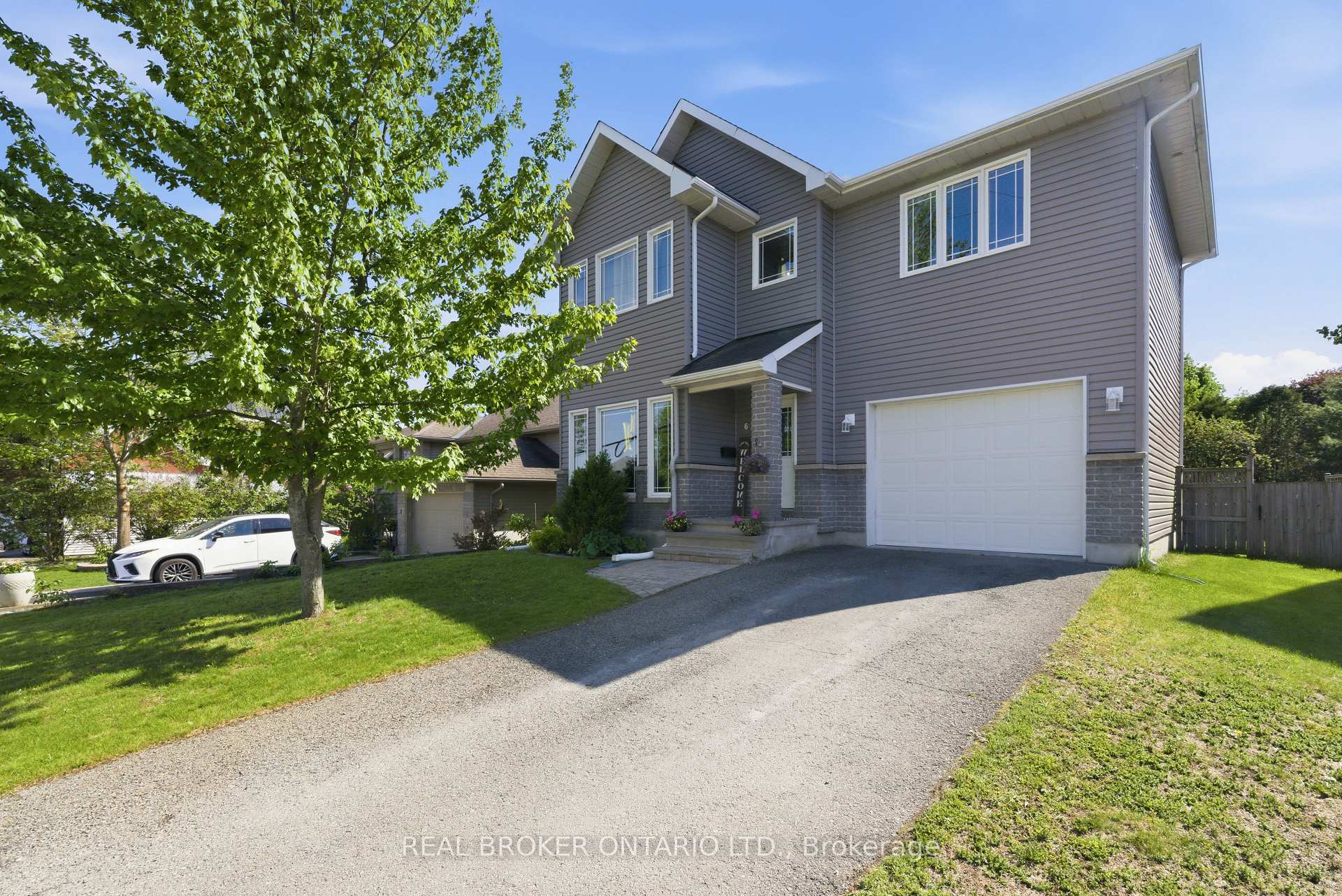 6 Francis Street, Carleton Place, ON K7C 0C6, Carleton Place — photo 1