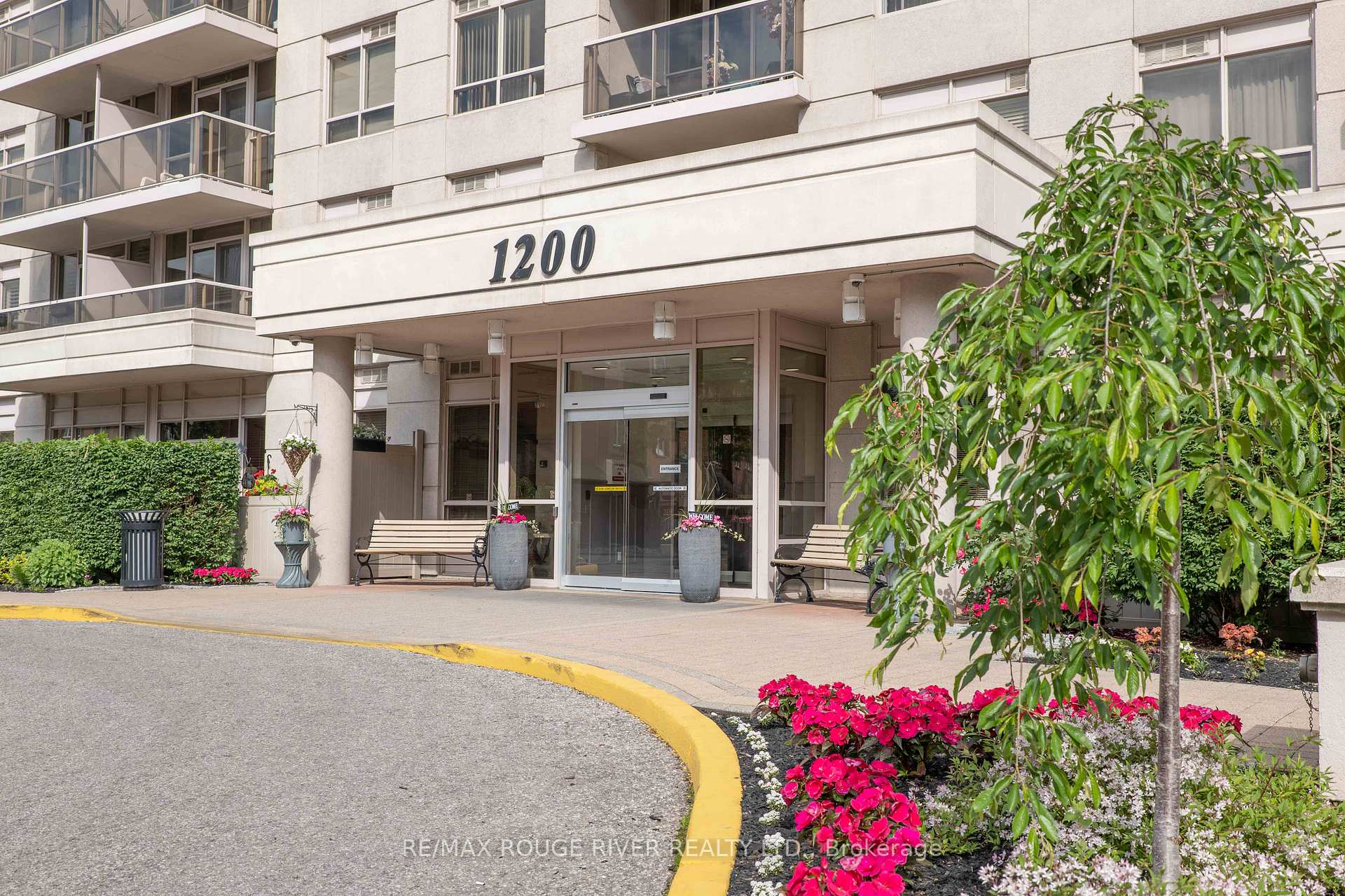 1200 The Esplanade N/A N 204, Pickering, ON L1V 6V3, Pickering — photo 1