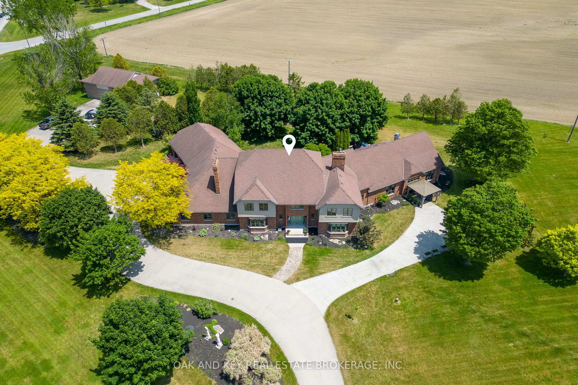29830 Centre Road, Adelaide Metcalfe, ON N7G 3H7, Adelaide Metcalfe — photo 1