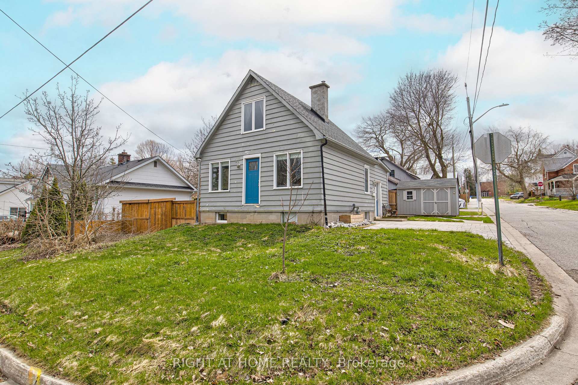 18A Margaret Street, Orangeville, ON L9W 2N2, Orangeville — photo 1