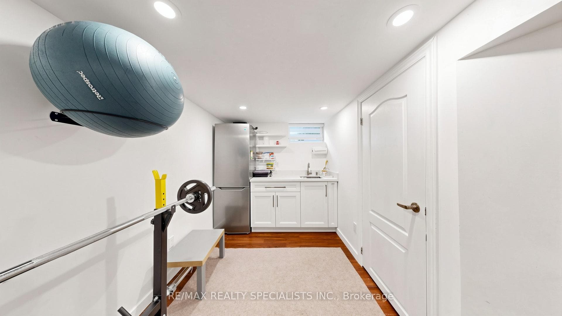118 CENTRAL Avenue, Grimsby, ON L3M 4Y3, Grimsby — photo 1