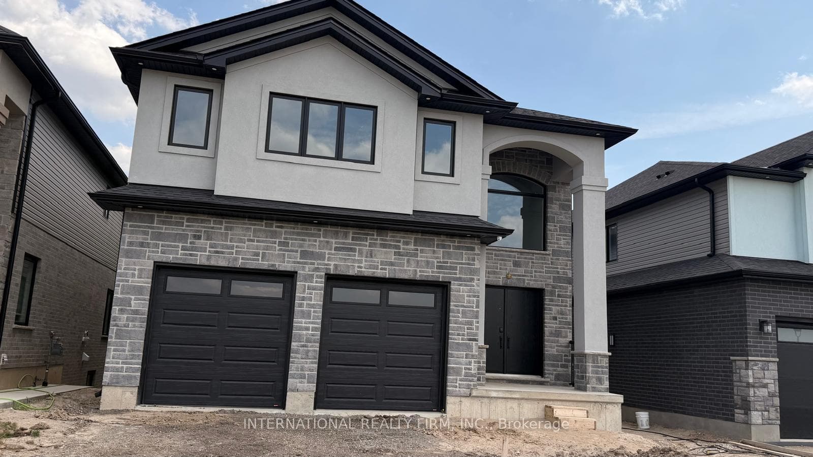 891 Darnley Boulevard, London South, ON N6M 0L9, London South — photo 1