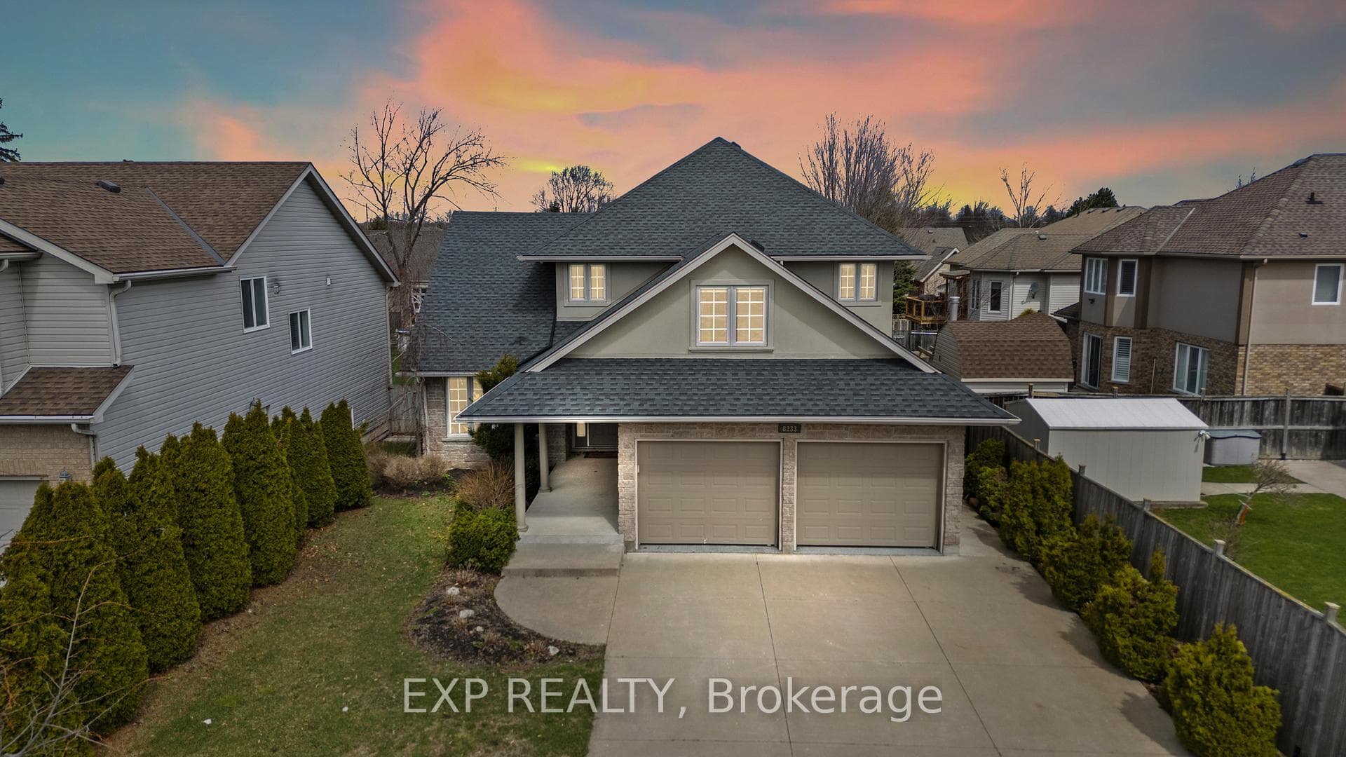 8233 Costabile Drive, Niagara Falls, ON L2H 3L2, Niagara Falls — фото 1
