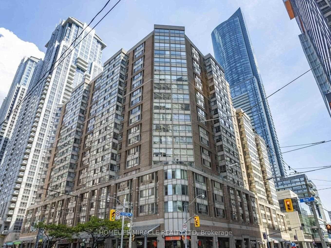 717 Bay Street 1907, Toronto C01, ON M5G 2J9, Toronto C01 — photo 1