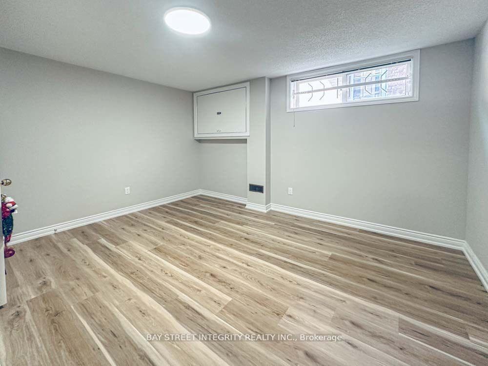 188 Olive Avenue, Toronto C14, ON M2N 4P4