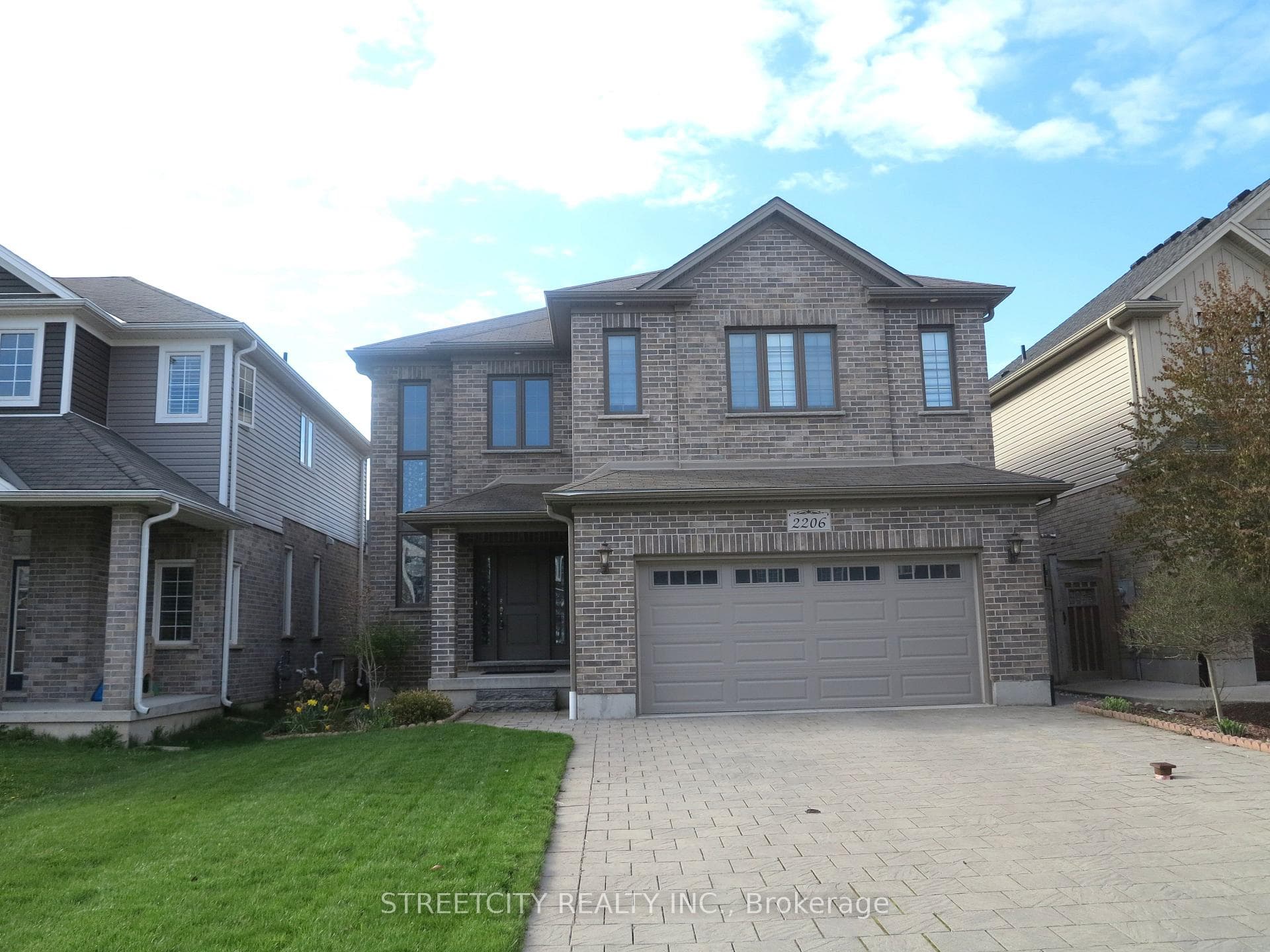 2206 SPRINGRIDGE Drive, London North, ON N5X 0M3, London North — photo 1