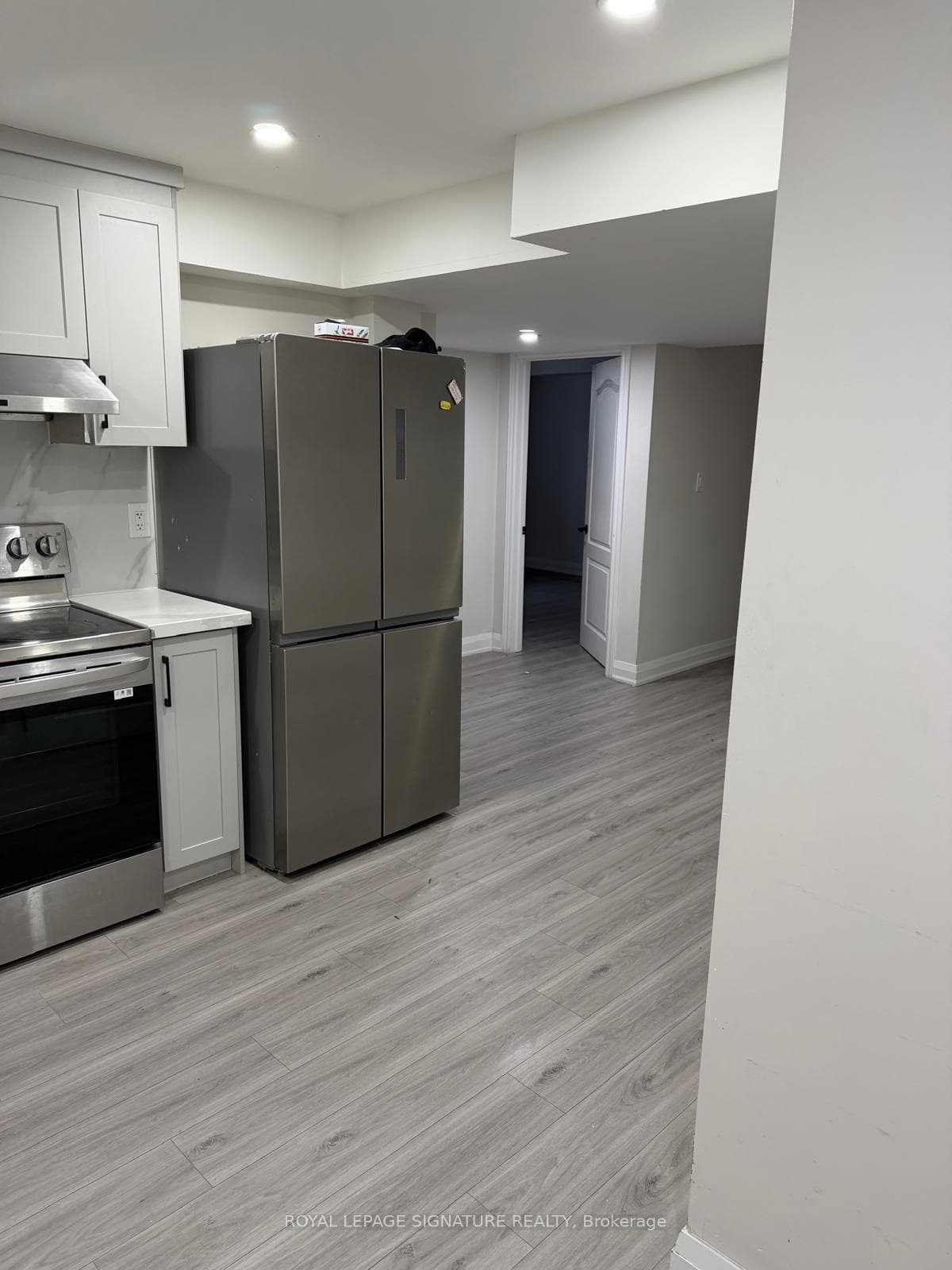 806 Envoy Drive, Mississauga, ON L5W 1H3, Mississauga — фото 1